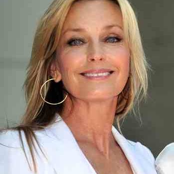 Jane Hendricks Photo 12
