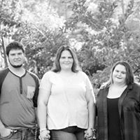 Stephanie Long Photo 9