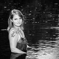 Amanda Land Photo 4