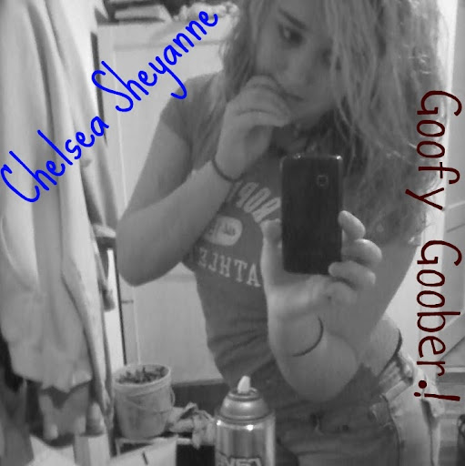Chelsea Atkinson Photo 10