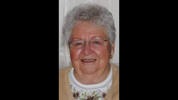 Gloria Adams Photo 43