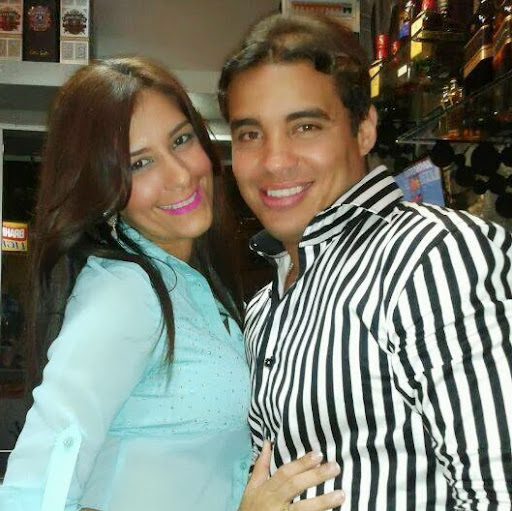 Alejandro Henriquez Photo 13