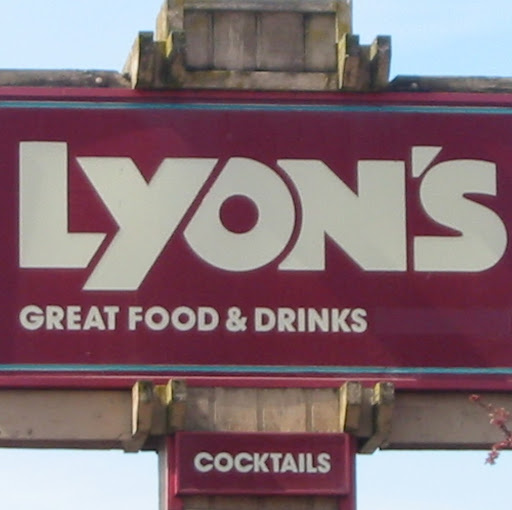 Jonathan Lyons Photo 17