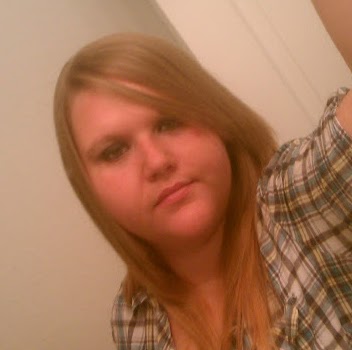 Holly Colson Photo 5