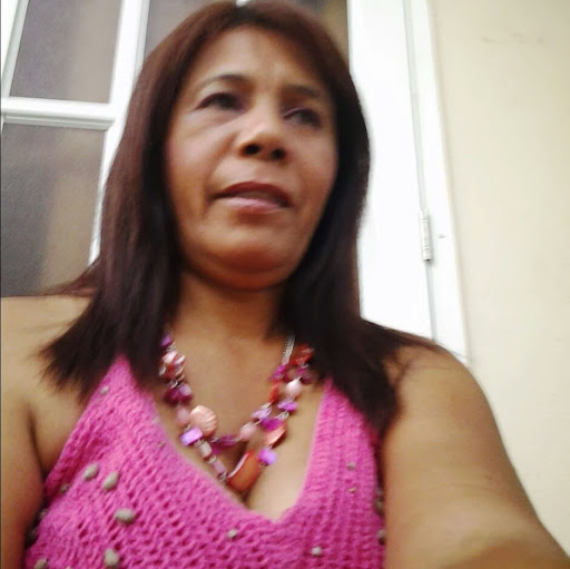 Angela Acevedo Photo 9