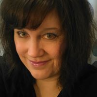 Michelle Tuttle Photo 8