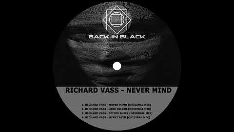 Richard Vass Photo 26