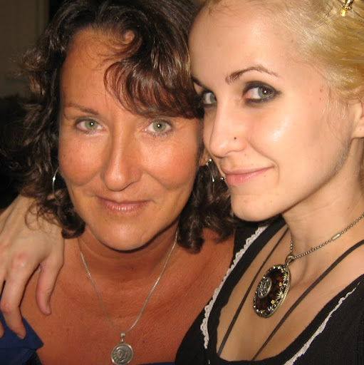 Sue Willey Photo 10