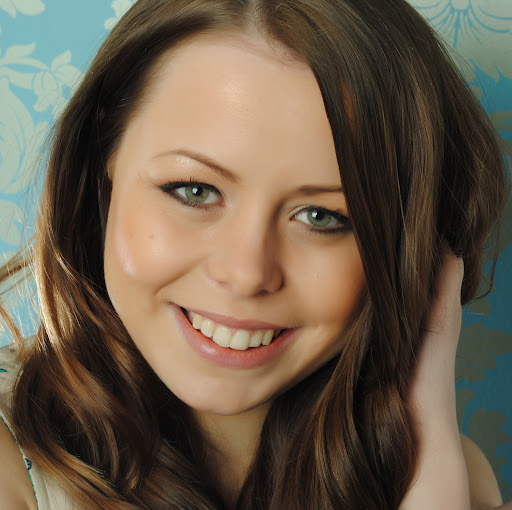 Emma Parnell Photo 10