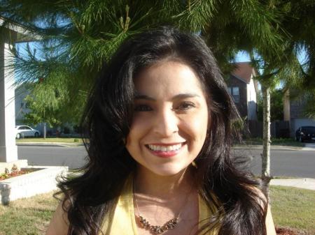 Janet Moreno Photo 17