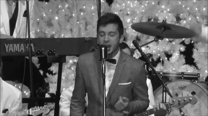 Emmanuel Tyler Photo 17