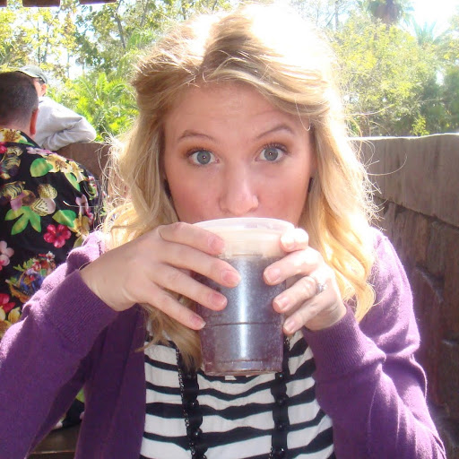 Hailey Peterson Photo 10