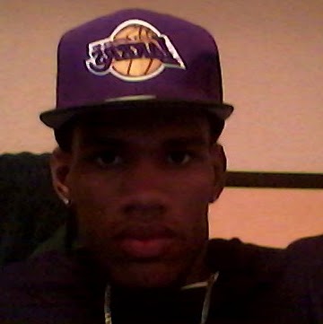 Xavier Moore Photo 15