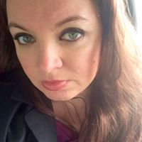 Christina Lawrence Photo 10