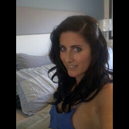 Kristen Lyons Photo 10