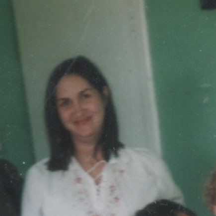 Teresa Hennessy Photo 11