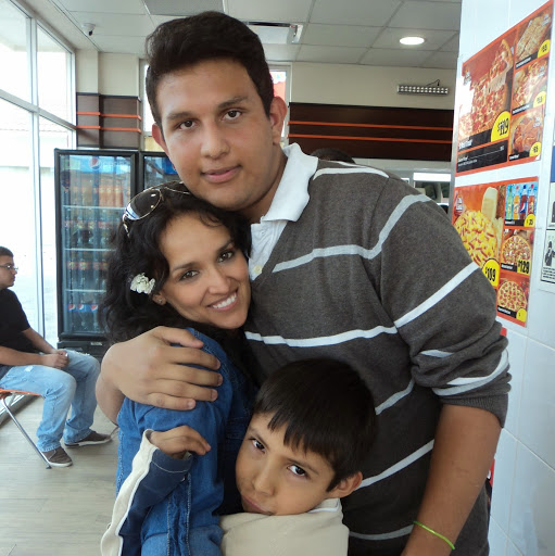 Alejandro Curiel Photo 12