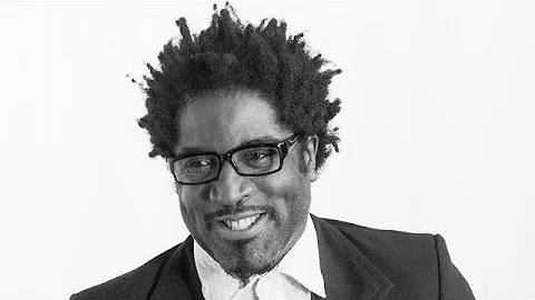 Desmond Murray Photo 22