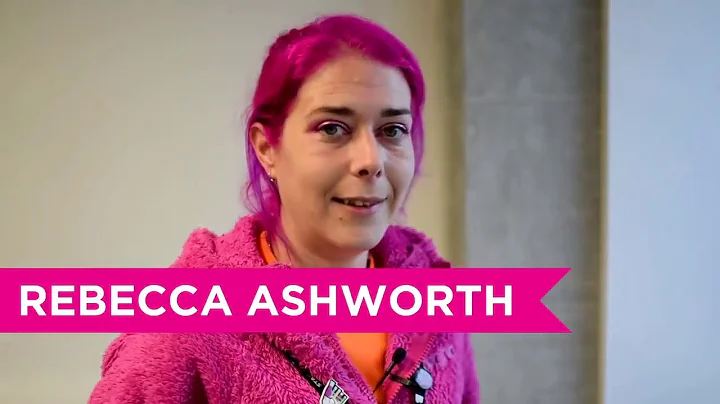 Rebecca Ashworth Photo 28