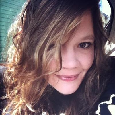 Stephanie Evans Photo 16