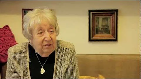 Helga Weiss Photo 12