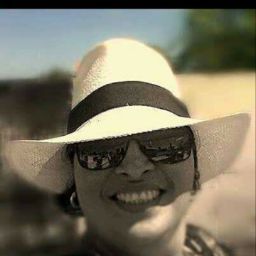 Ivette Rivas Photo 10