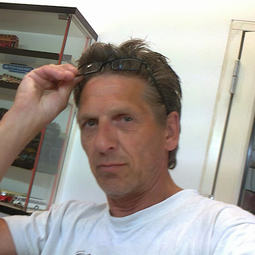 Robert Walter Photo 24