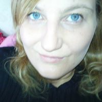 Stephanie Hermes Photo 1