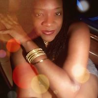 Claudia Phillips Photo 6