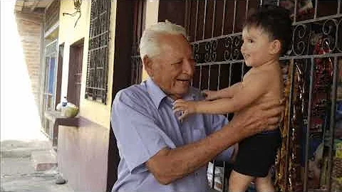 Efrain Garay Photo 10