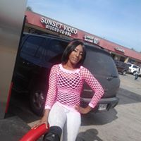Nina Thomas Photo 8
