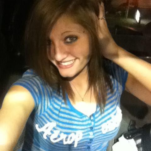 Courtney Osborne Photo 14