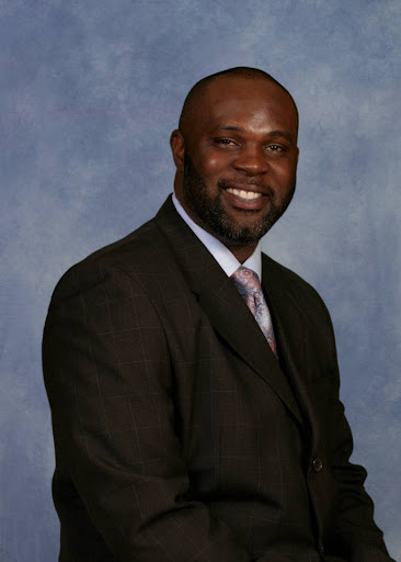 Darnell Maxwell Photo 11