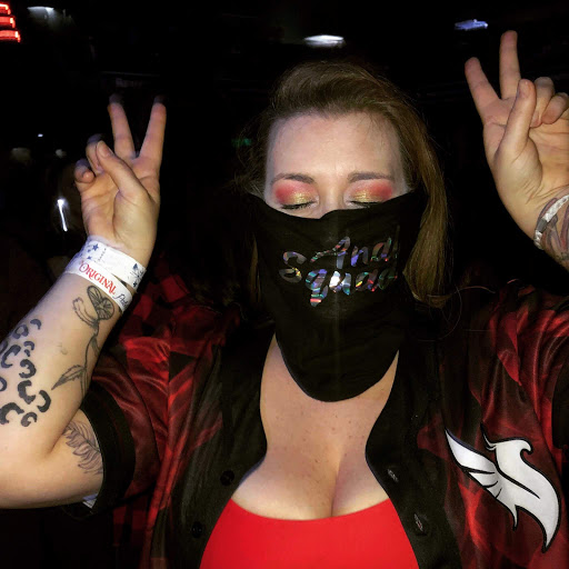 Stephanie Dickey Photo 15