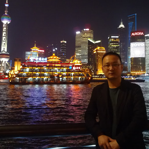 Dong Li Photo 9
