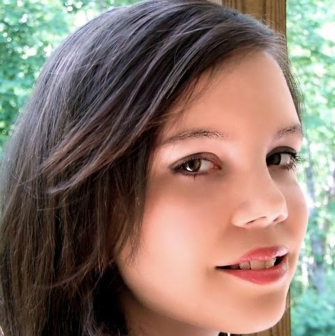 Erica Thornton Photo 14
