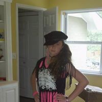 Paula Young Photo 4