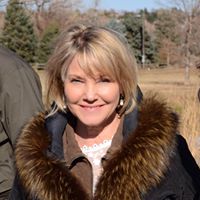 Deanna Colvin Photo 5
