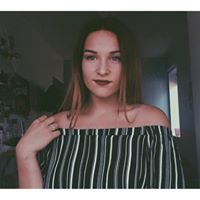 Ellie Wilson Photo 1
