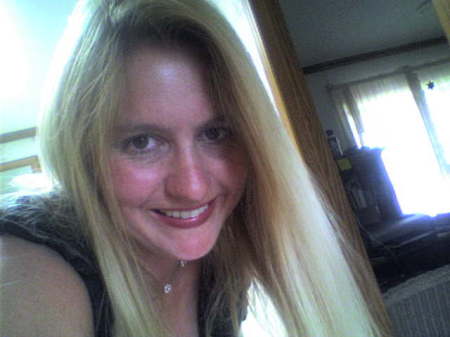 Nicole Robb Photo 13