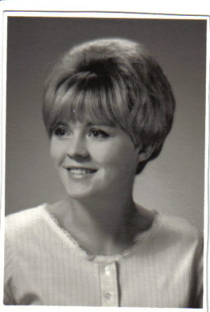 Marilyn Bowen Photo 17