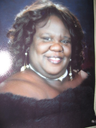 Adele Brooks Photo 13