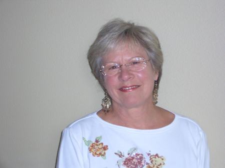 Janis Roman Photo 6