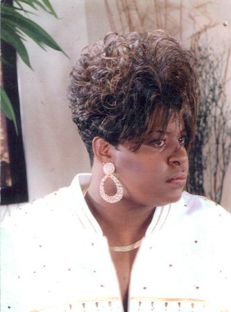 Pamela Warren Photo 19