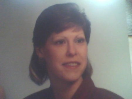 Lynn Winters Photo 15