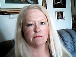 Lynda Ellison Photo 4