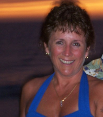 Robyn Ferguson Photo 17