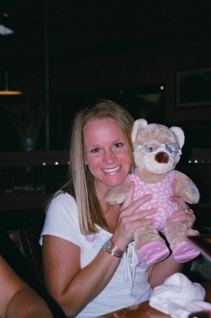 Nicole Logsdon Photo 10