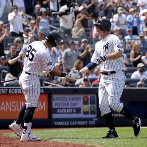 Aaron Boone Photo 63